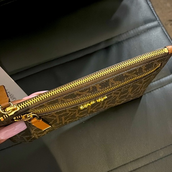 Calvin Klein Wristlet - Picture 5 of 6